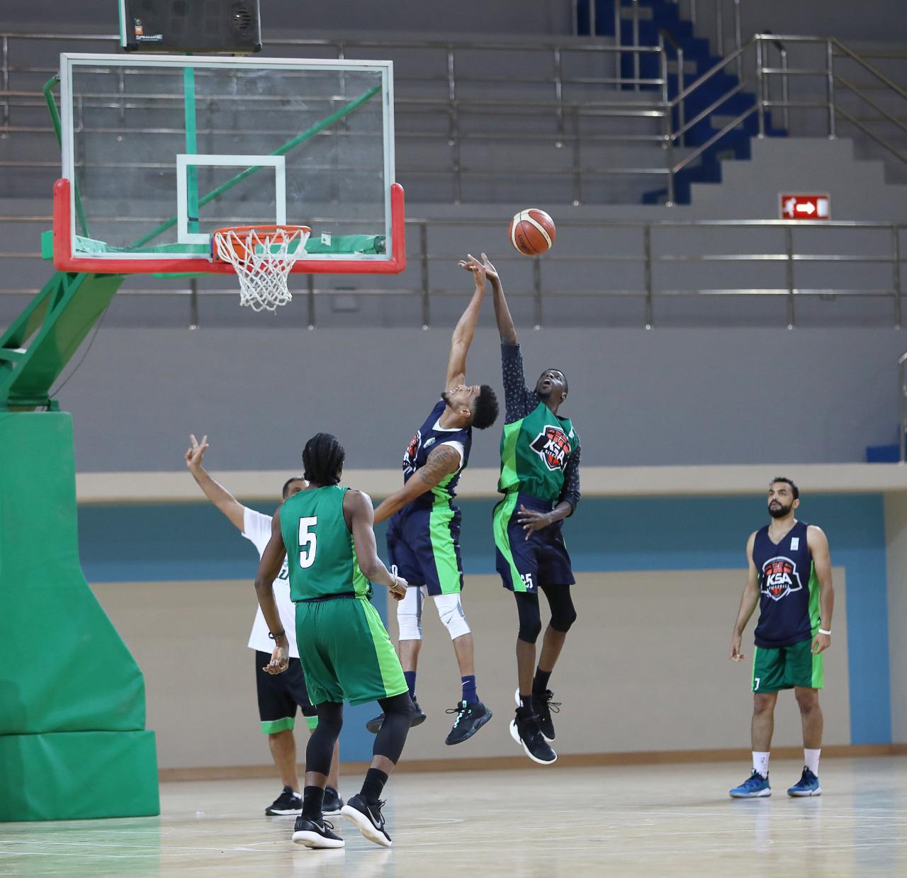 بالصور: أخضر السلة يواصل الاستعداد في جدة